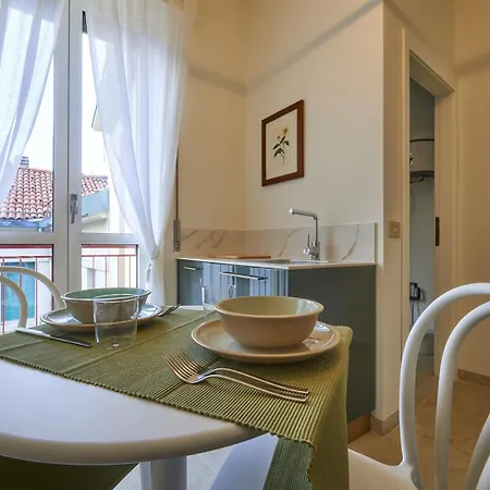 Verde Acqua Two Apartments Lecco Exterior photo