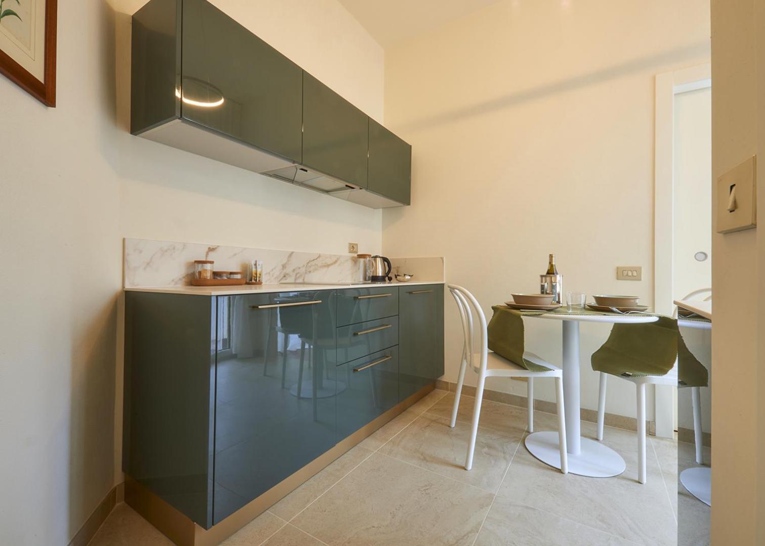 Acqua Two Apartment *